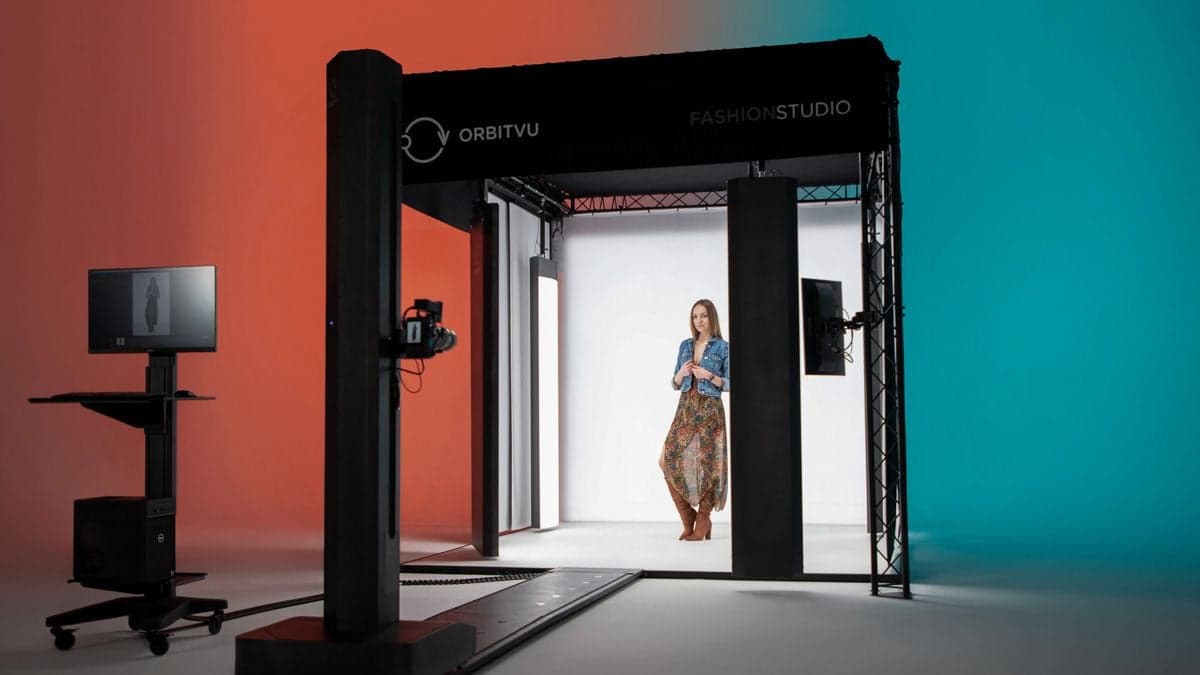Cabina automatizada de fotografía Orbitvu Fashion Studio