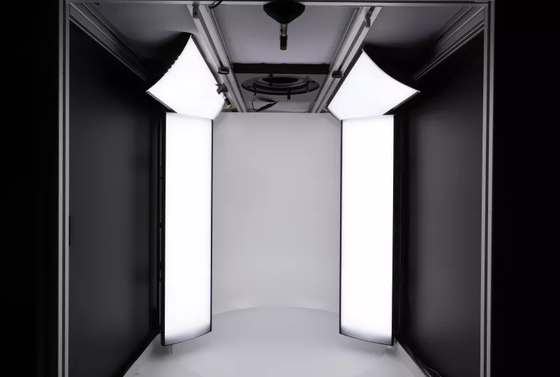 Luces LED fabricadas internamente en Alphashot XL